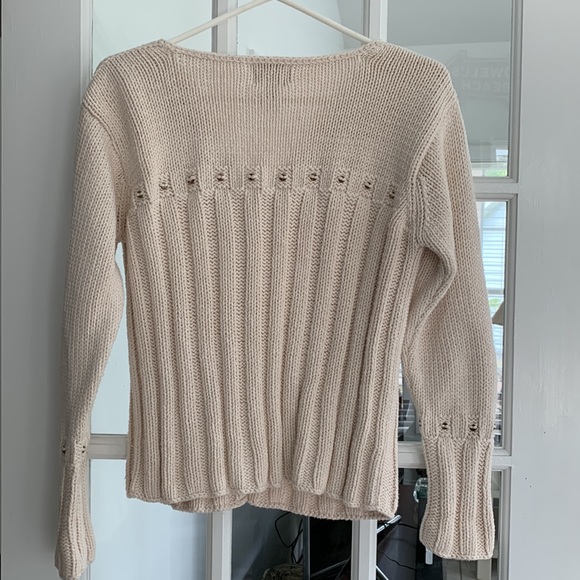 Hand knit 100% cotton by Pure. Size M/L. Off white with big & small wood buttons - Picture 5 of 7